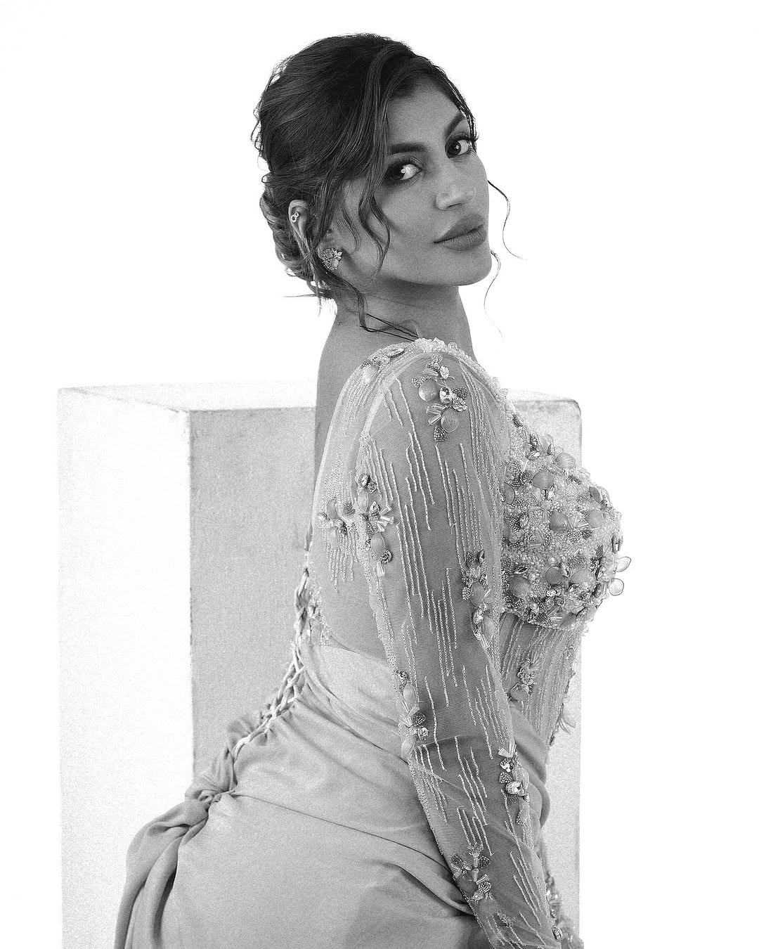 Yashika Aannand Stunning Photos