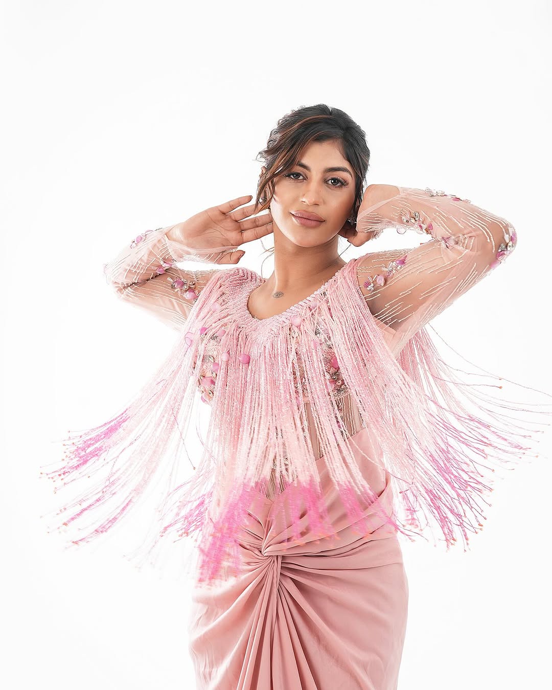 Yashika Aannand Stunning Photos