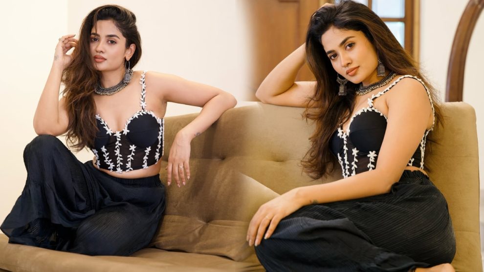 Teju Ashwini Internet Viral Photos