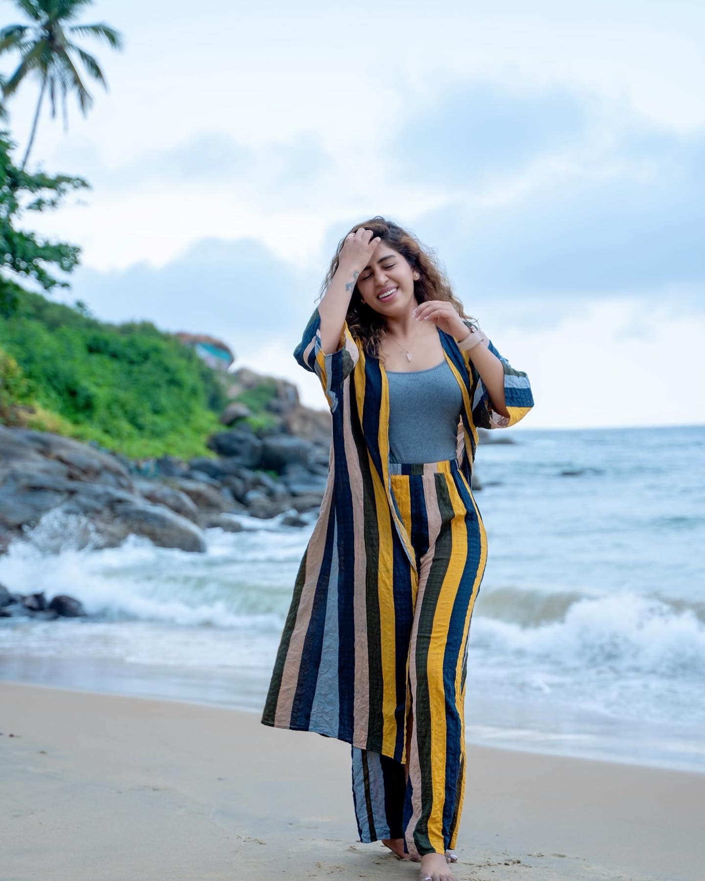 Kenishaa Francis Breaks the Internet with Stunning Viral Photos