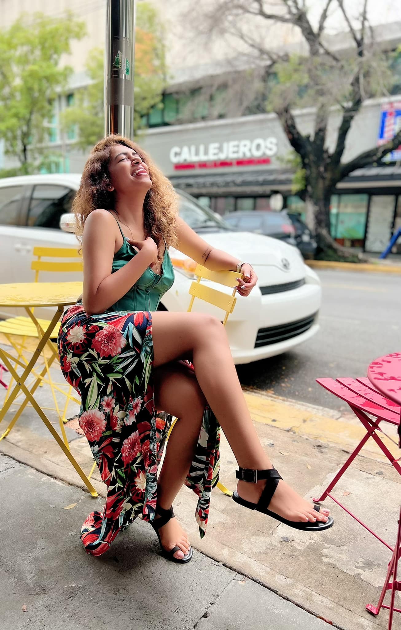 Kenishaa Francis Breaks the Internet with Stunning Viral Photos