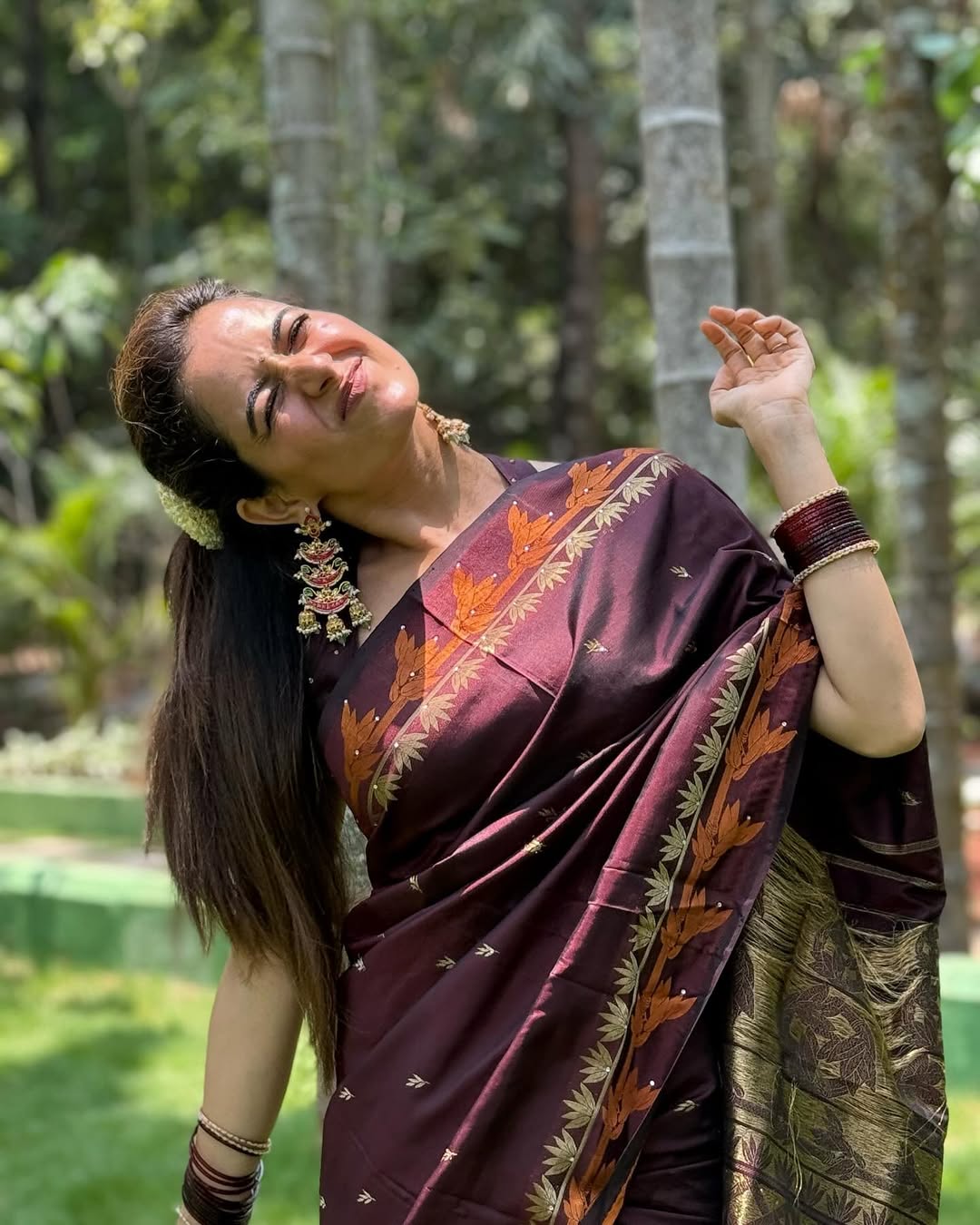 Ashika Ranganath Dazzles in Her Latest Viral Glamorous Photos Inside