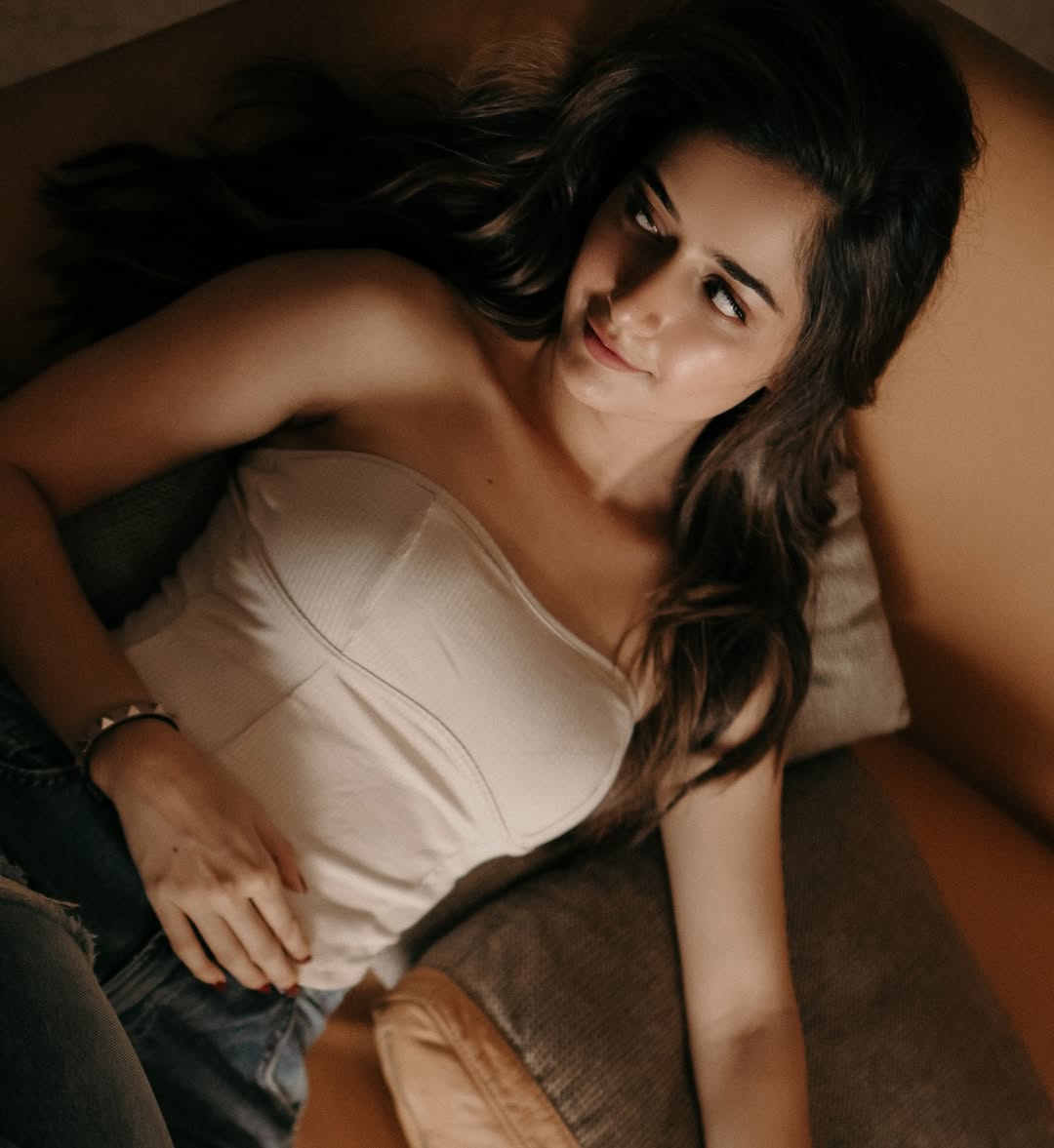 Ashika Ranganath Dazzles in Her Latest Viral Glamorous Photos Inside