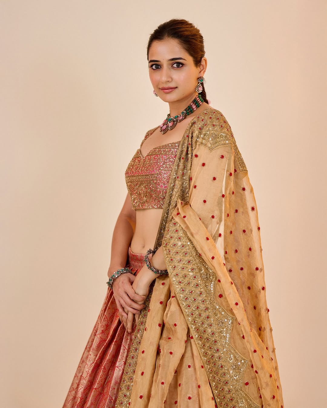 Ashika Ranganath Dazzles in Her Latest Viral Glamorous Photos Inside