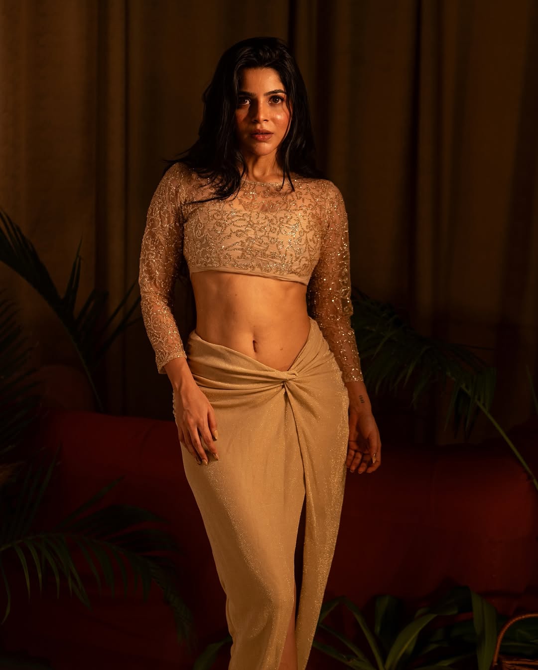 Divyabharathi Grabs Spotlight with Her Stunning New Photos