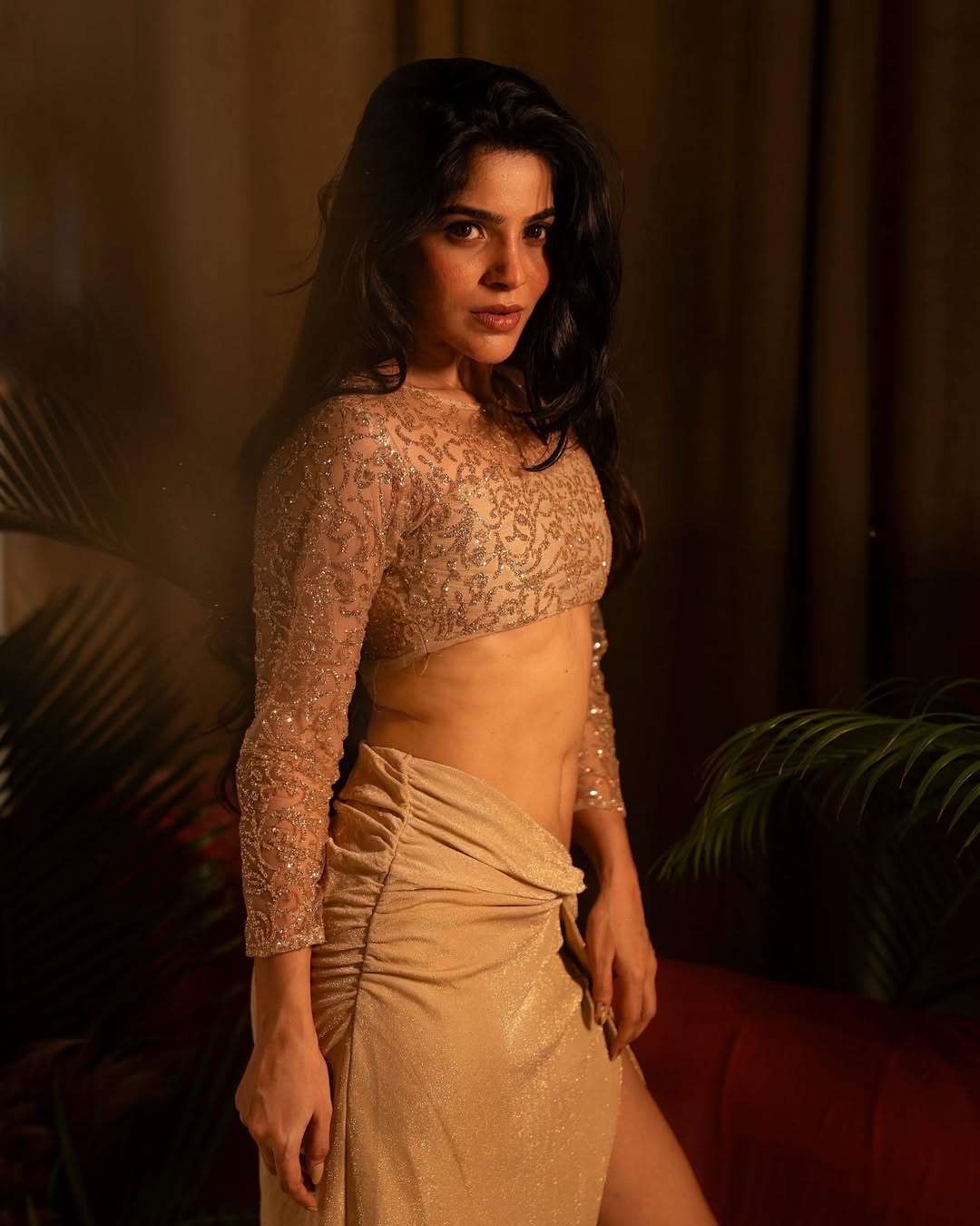 Divyabharathi Grabs Spotlight with Her Stunning New Photos