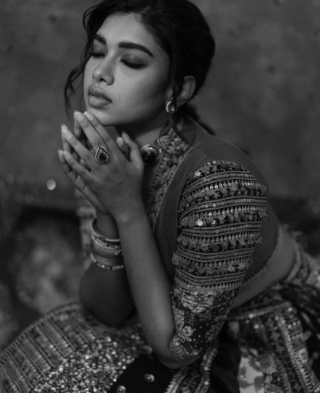 Dushara Vijayan Shines in Photoshoot