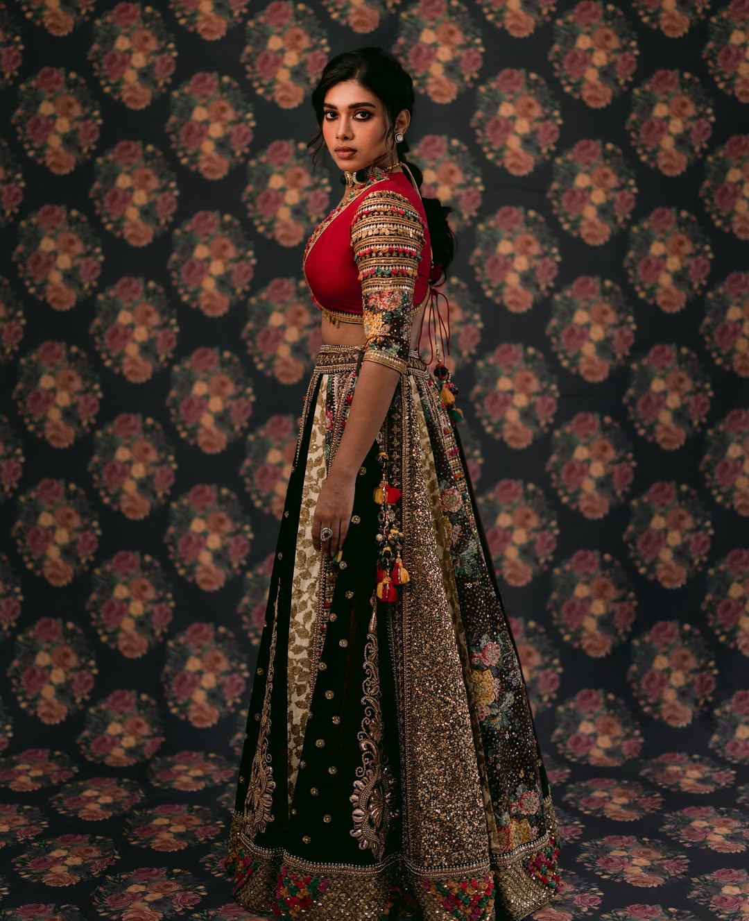 Dushara Vijayan Shines in Photoshoot