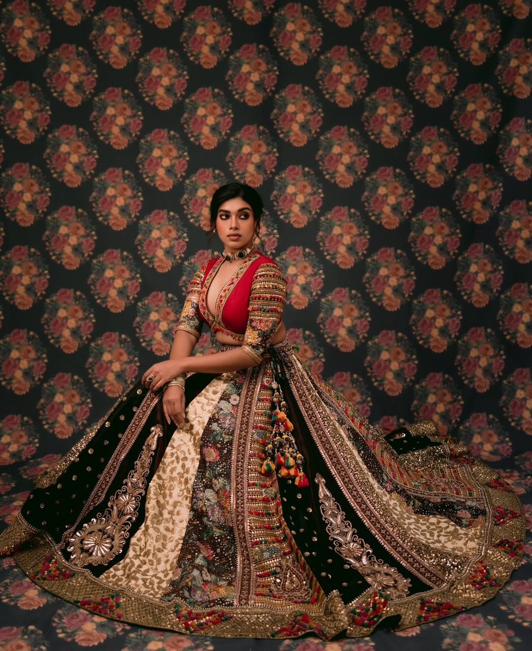 Dushara Vijayan Shines in Photoshoot