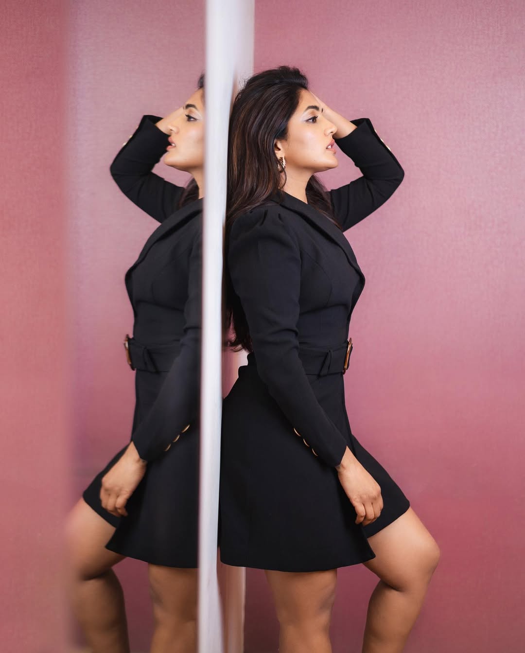 Eesha Rebba Photos Take Over the Internet
