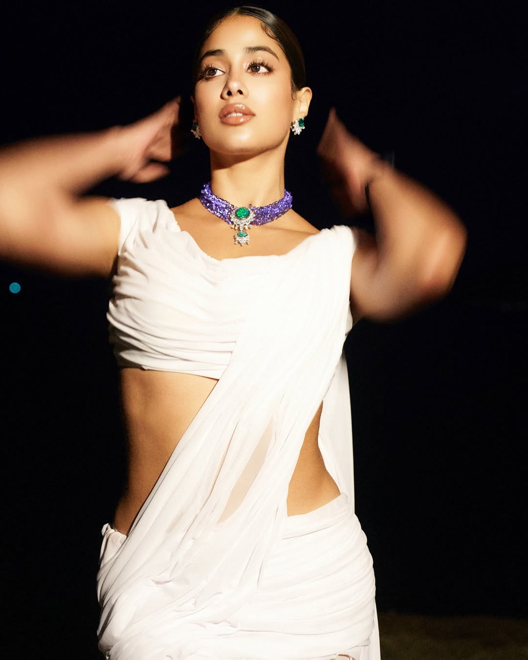 Janhvi Kapoor Drops Her Elegant New Photos