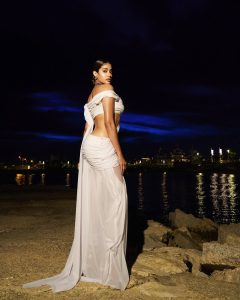 Janhvi Kapoor Drops Her Elegant New Photos