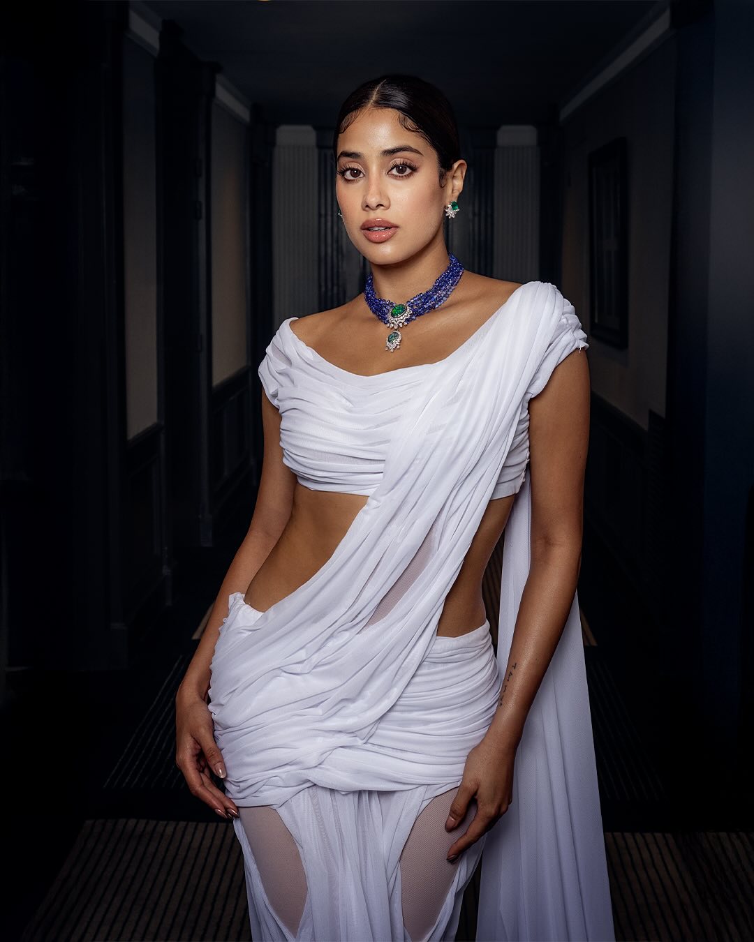 Janhvi Kapoor Drops Her Elegant New Photos