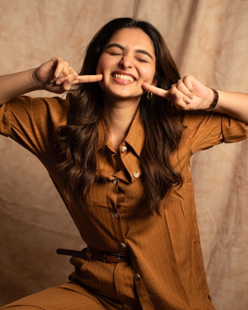 Kayadu Lohar Adorable Expressions Go Viral