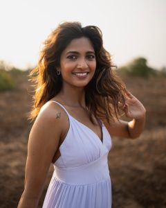 Keerthi Pandiyan Grabs Fans Attention with her Stunning Latest Photos