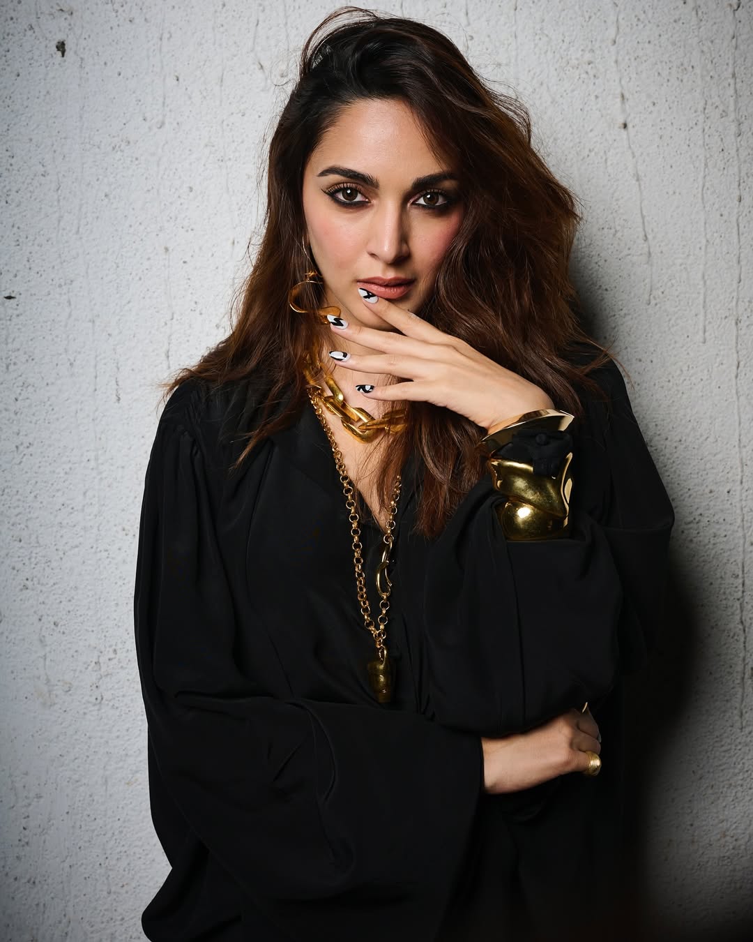 Kiara Advani Trends After War 2 Teaser Drops