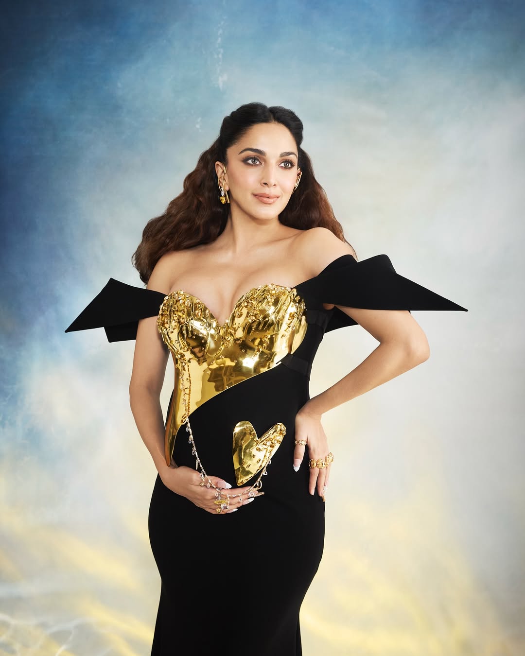 Kiara Advani Trends After War 2 Teaser Drops