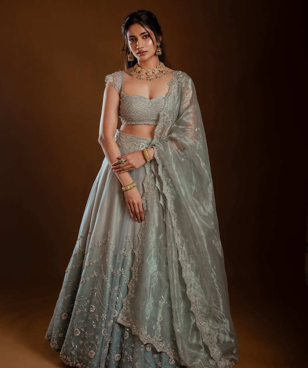 Losliya Looks Gorgeous in Lehenga Outfit