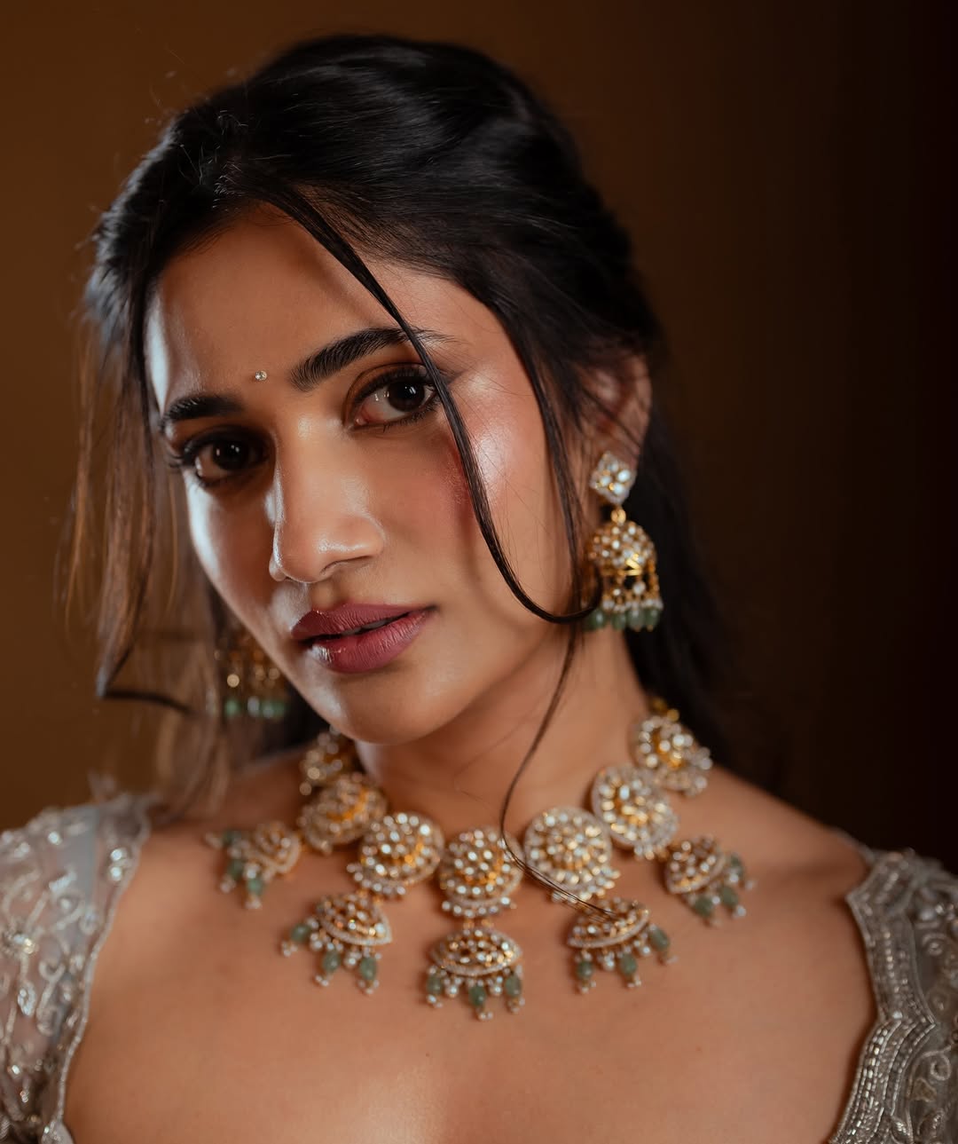 Losliya Looks Gorgeous in Lehenga Outfit