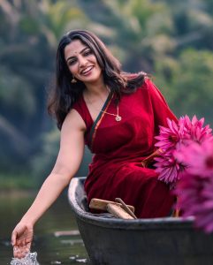 Nikhila Vimal Showcase Timeless Elegance