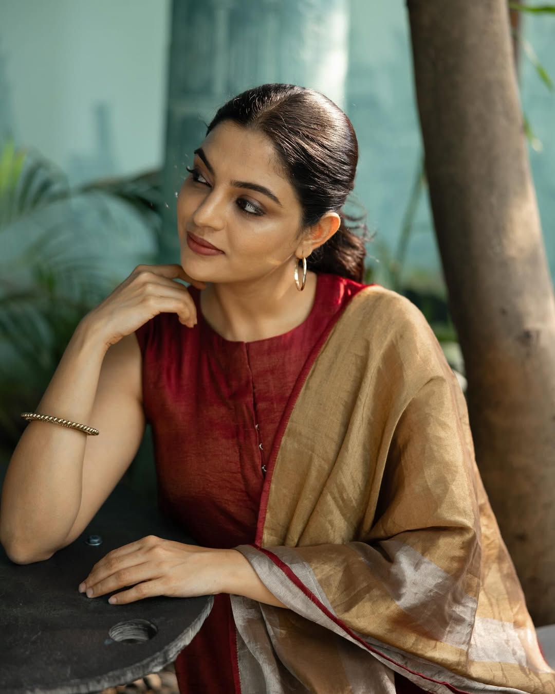 Nikhila Vimal Showcase Timeless Elegance