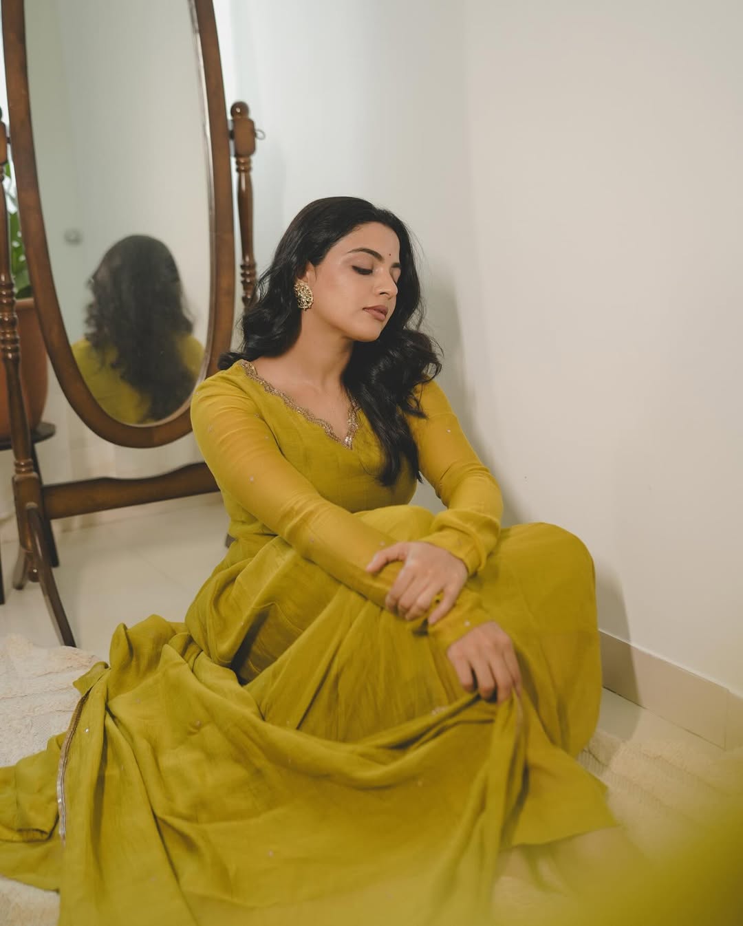 Nikhila Vimal Showcase Timeless Elegance