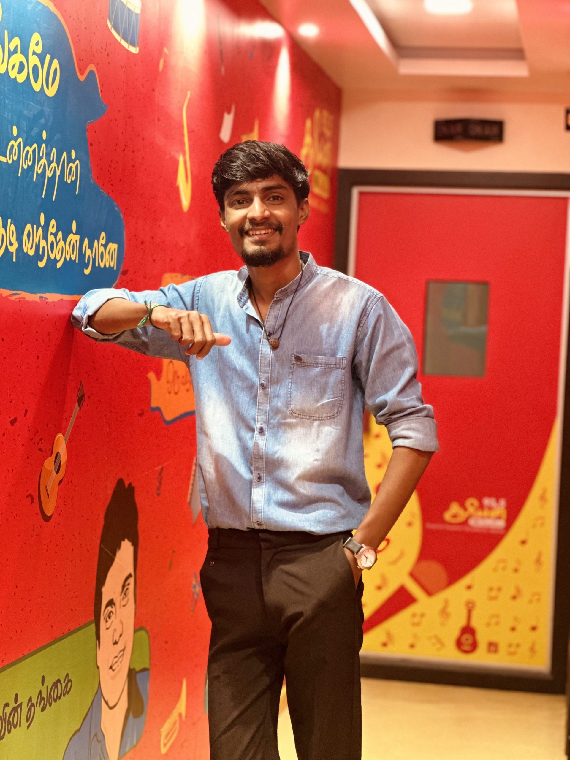 RJ Karthi