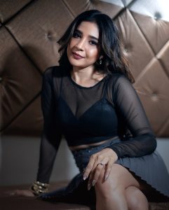 Sakshi Agarwal Stuns the Internet with Her Adorable Photos