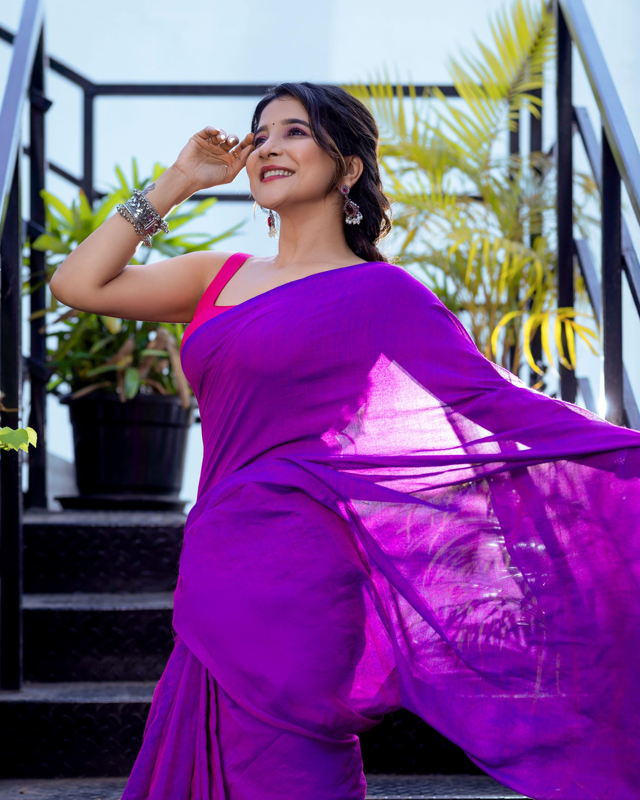 Sakshi Agarwal Stuns the Internet with Her Adorable Photos