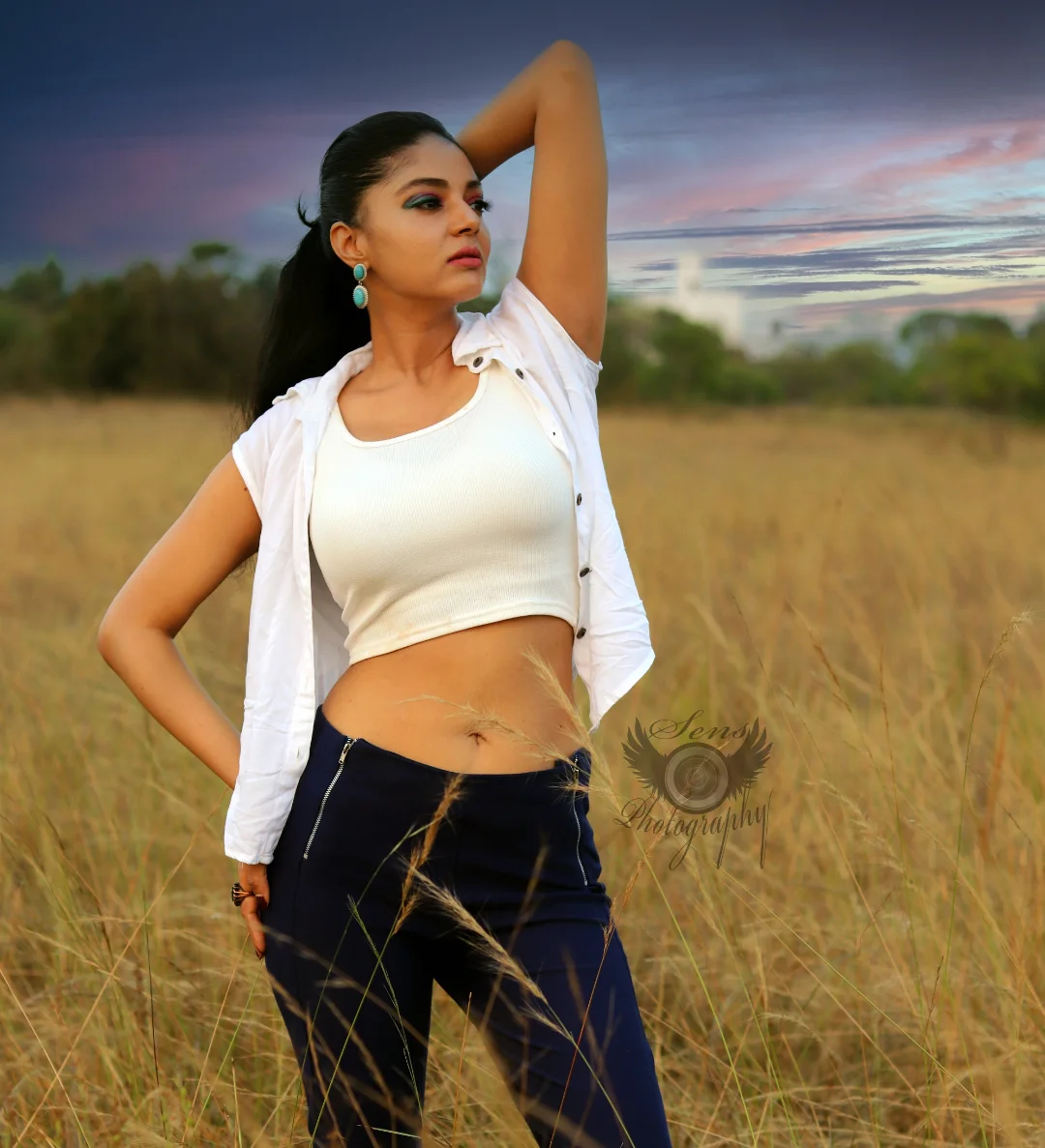 Sanam Shetty Viral Gym Workout Photos & Fitness Goals Clicks