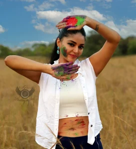 Sanam Shetty Viral Gym Workout Photos & Fitness Goals Clicks