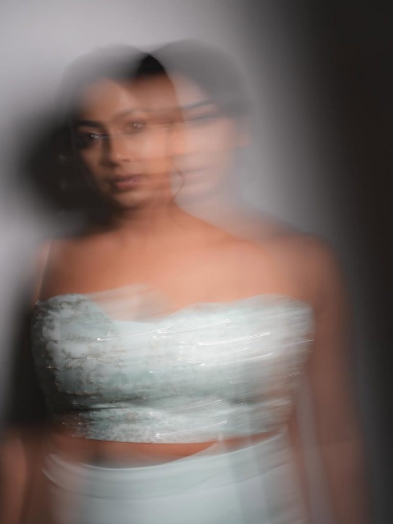 Swathi Konde Shines Online with Stunning New Photos