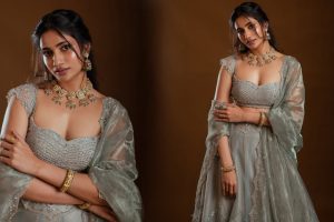 Losliya Looks Gorgeous in Lehenga Outfit