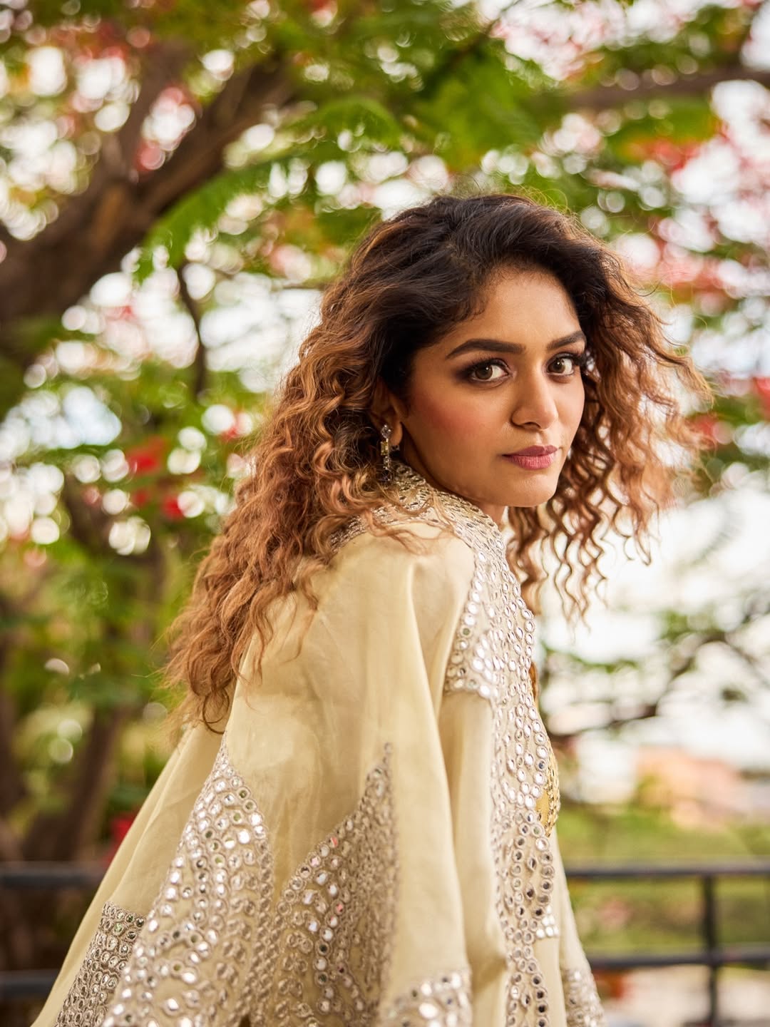 Aditi Shankar Stuns with Her Elegant & Cute Look