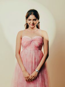 Aditi Shankar Stuns with Her Elegant & Cute Look