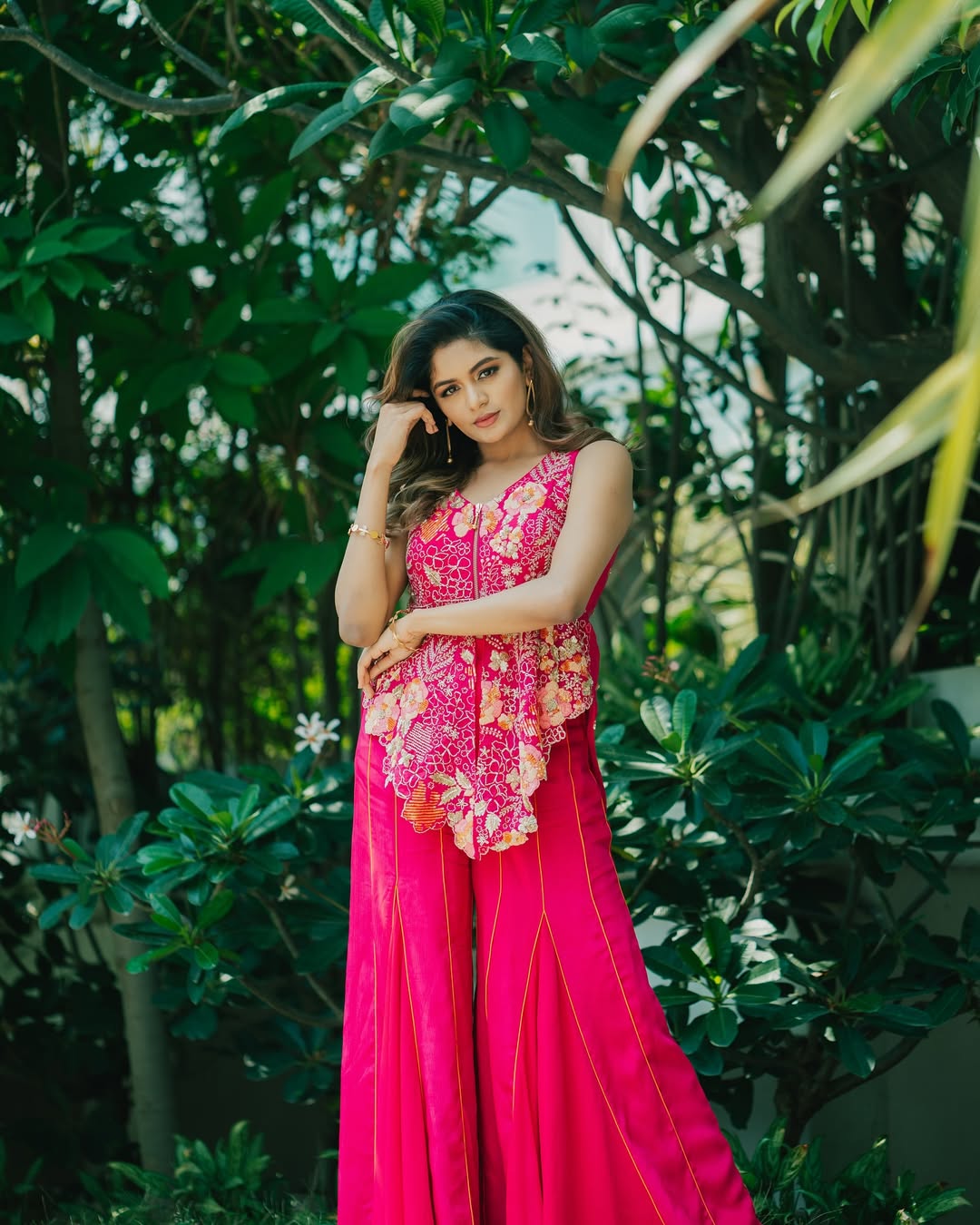Aditi Shankar Stuns with Her Elegant & Cute Look
