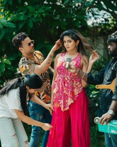 Aditi Shankar Stuns with Her Elegant & Cute Look