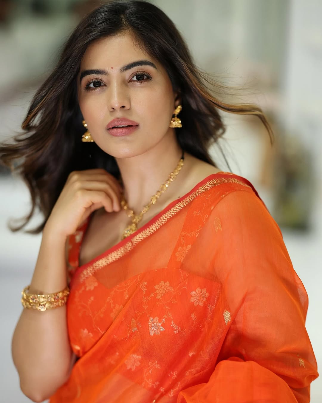 Amritha Aiyer Stuns Fans with Her Latest Viral Photos