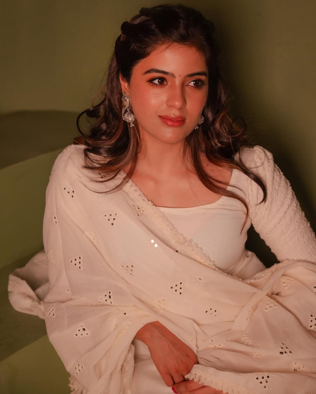 Amritha Aiyer Stuns Fans with Her Latest Viral Photos