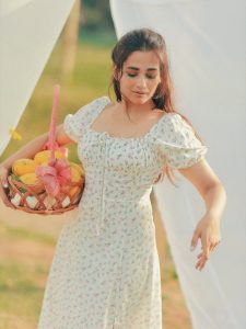 Kaavya Arivumani Eyes on Big Screen – Viral Photos