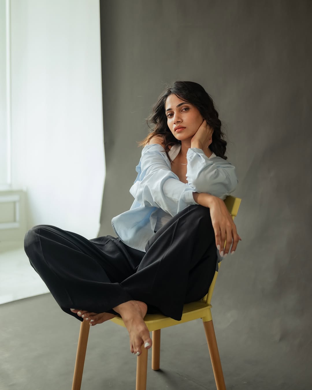 Losliya Stunns with Her Glamorous New Photos