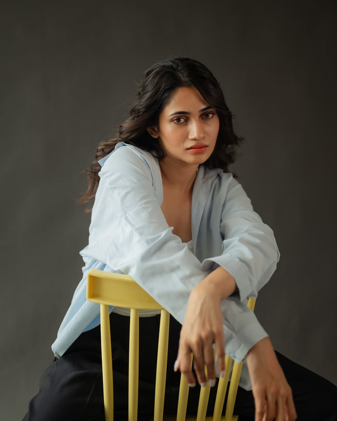 Losliya Stunns with Her Glamorous New Photos