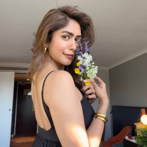 Mrunal Thakur Sets Trends with Her Magical Photos