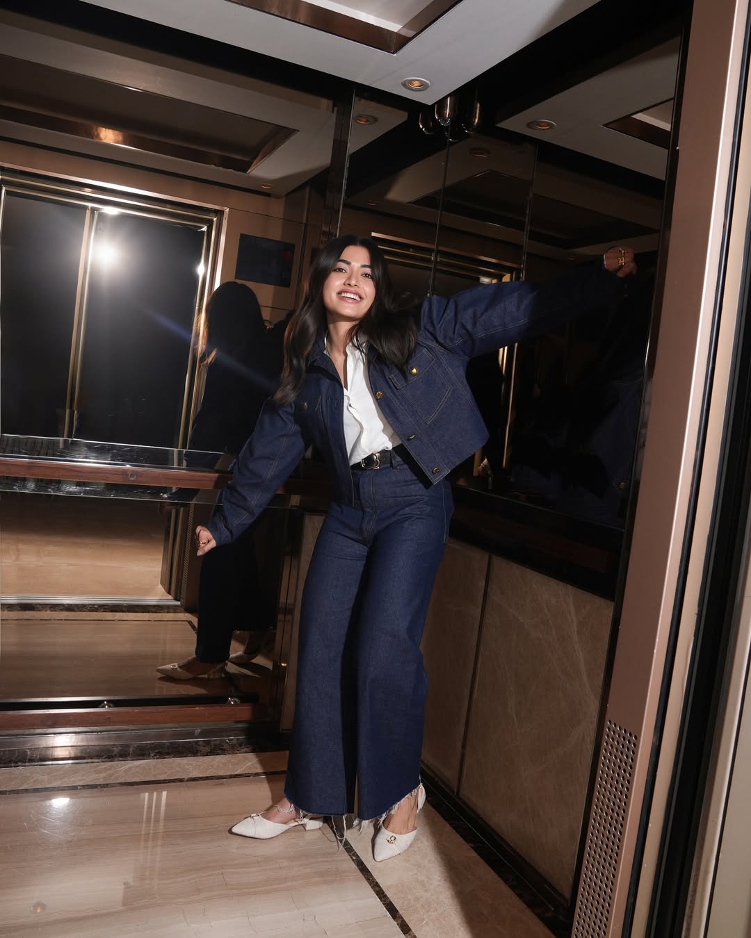 Rashmika Mandanna Stuns in Glorious New Photos