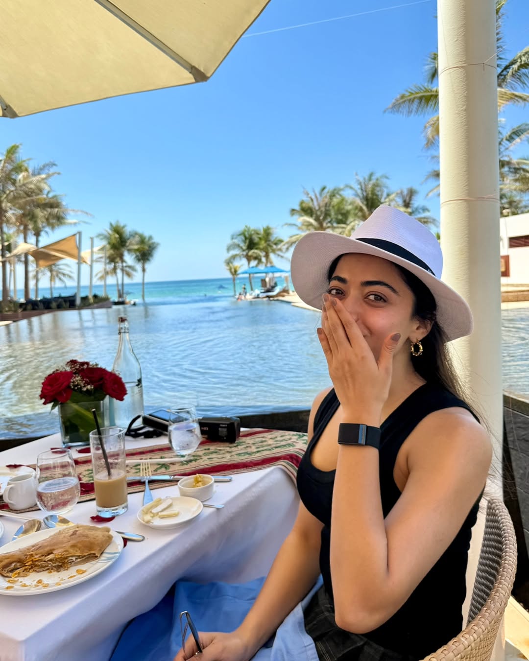 Rashmika Mandanna Stuns in Glorious New Photos