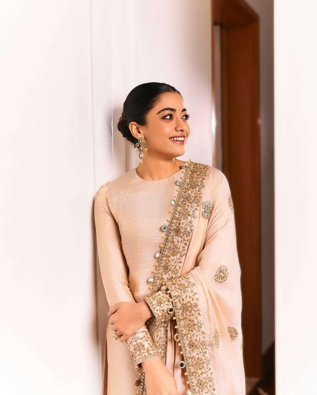 Rashmika Mandanna in Kubera: Trending Look Around Her Role