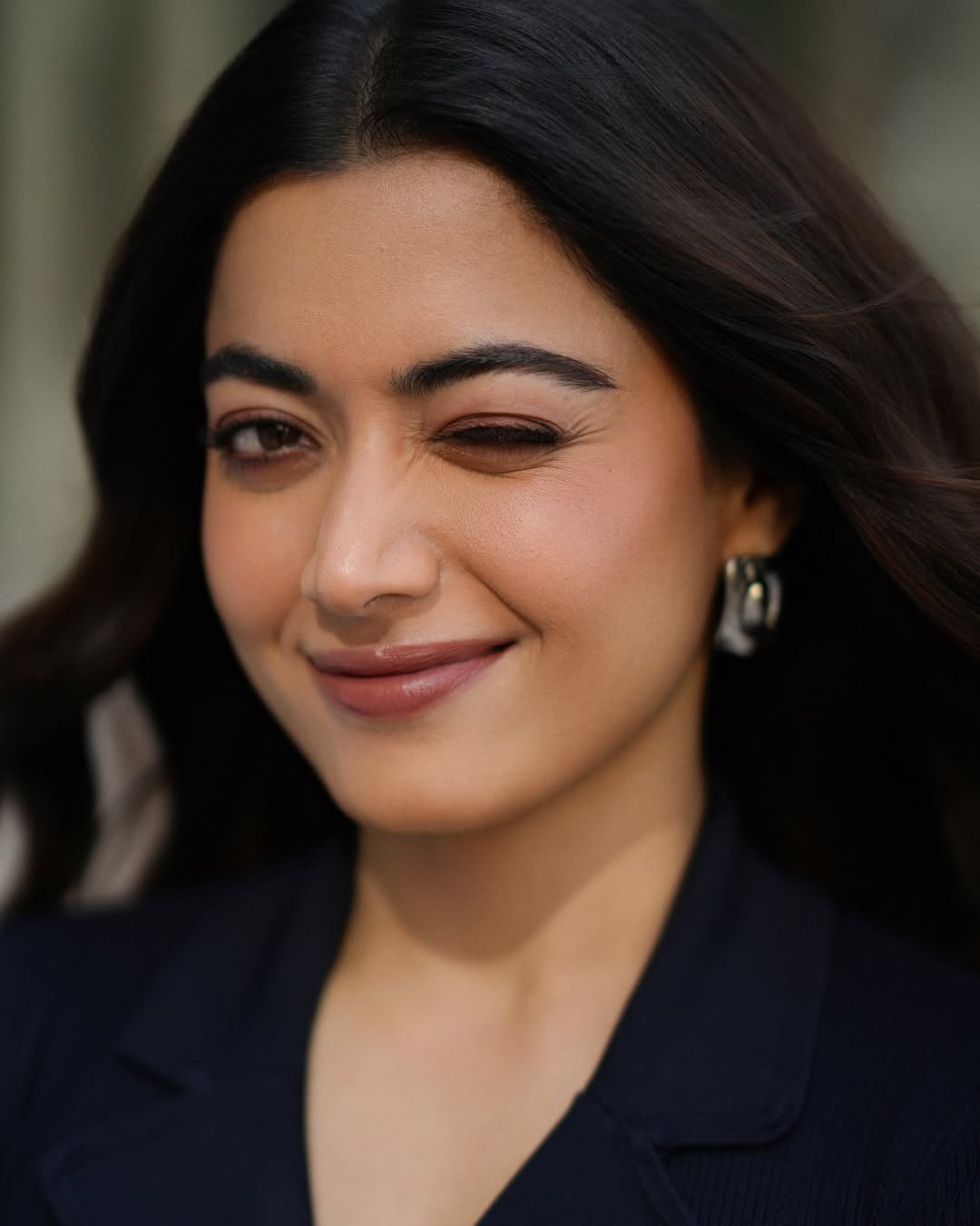 Rashmika Mandanna Stuns in Glorious New Photos