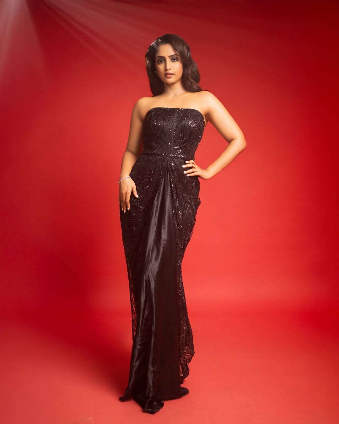 Reba Monica John Stuns in Her Latest Viral Photos
