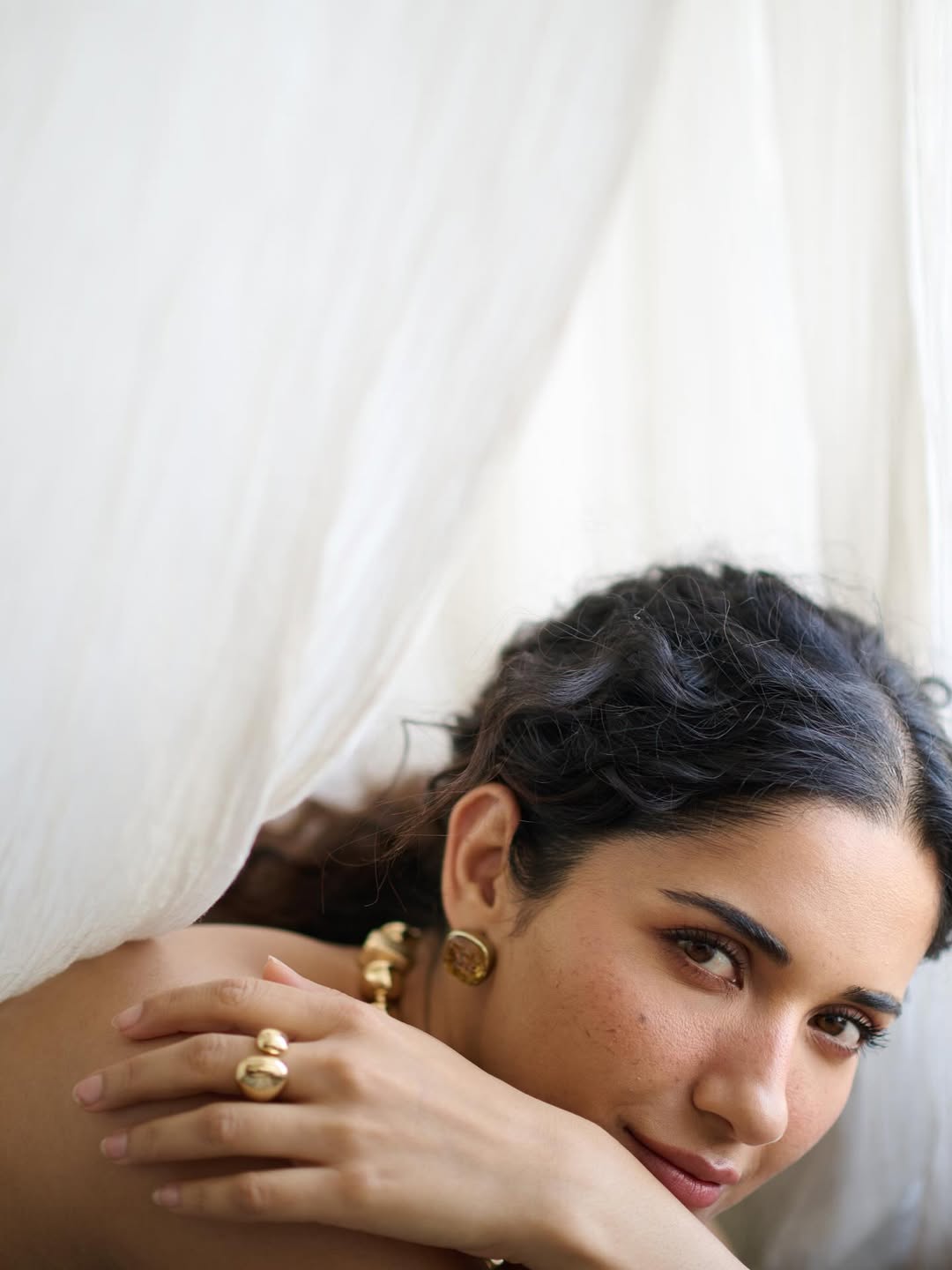 Ruhani Sharma Mesmerizing Photos Go Viral