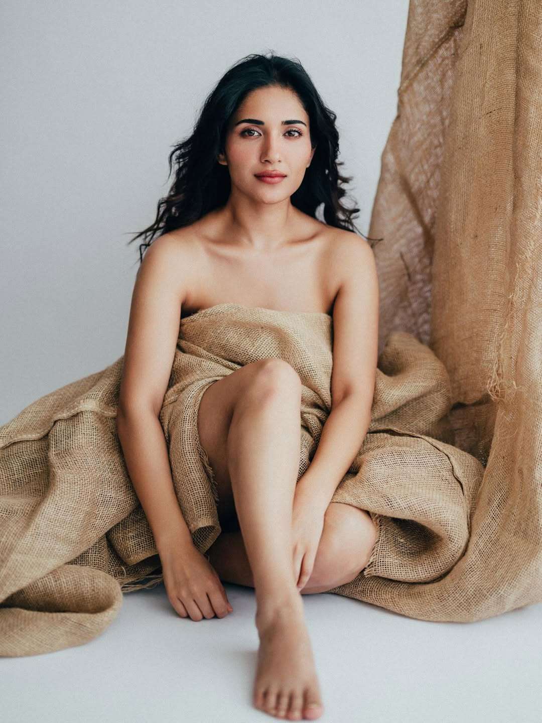 Ruhani Sharma Sets Trends online with Her Glamorous 10 New Photos